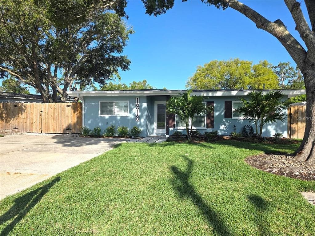 1818 DOUGLAS AVENUE DUNEDIN, FL 34698
