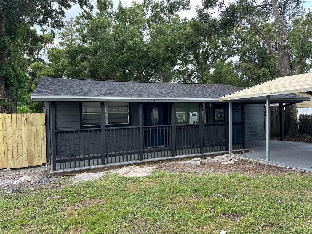 8108 EL PORTAL DRIVE TAMPA, FL 33604