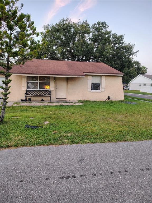 10111 PINE TRAILS COURT TAMPA, FL 33615