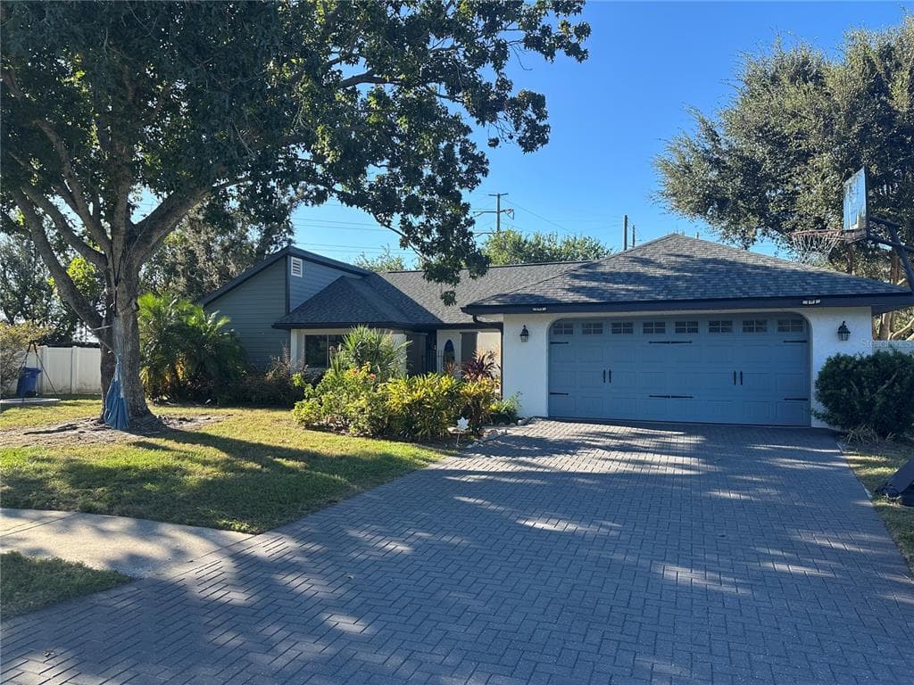 3426 CULLENDALE DRIVE TAMPA, FL 33618