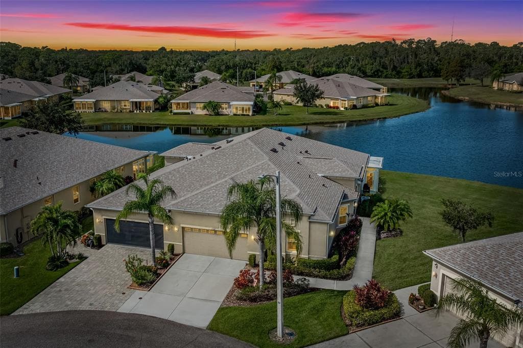 2507 SAPPHIRE GREENS LANE UNIT 32