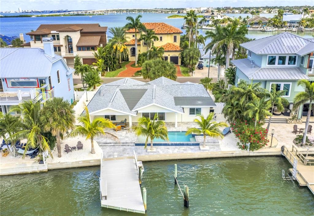 315 HARBOR DRIVE INDIAN ROCKS BEACH, FL 33785