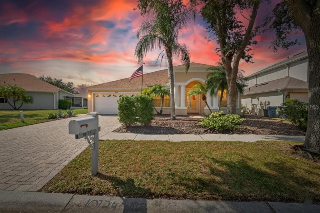 10734 BANFIELD DRIVE RIVERVIEW, FL 33579