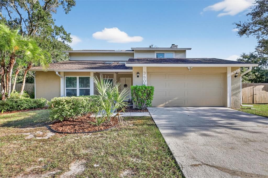 3803 CLOVERHILL COURT BRANDON, FL 33511