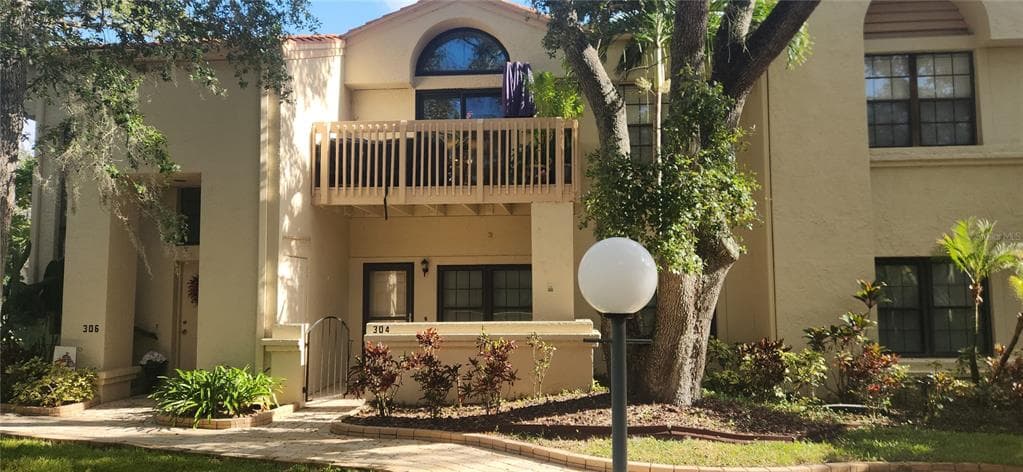 304 LOS PRADOS UNIT 304
