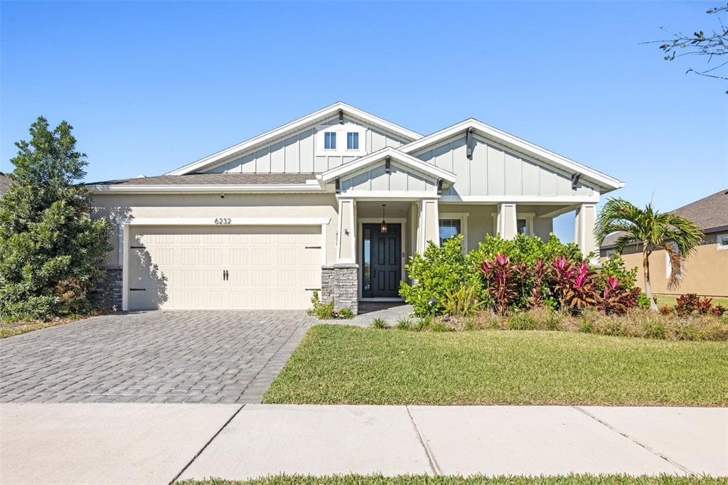 6232 SEA AIR DRIVE