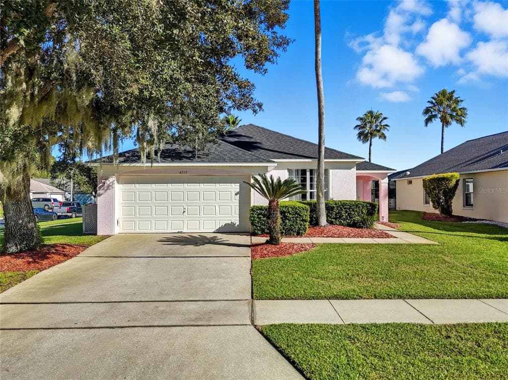 4715 AINSDALE WALK KISSIMMEE, FL 34746