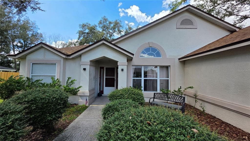 24195 LANDING DRIVE LUTZ, FL 33559
