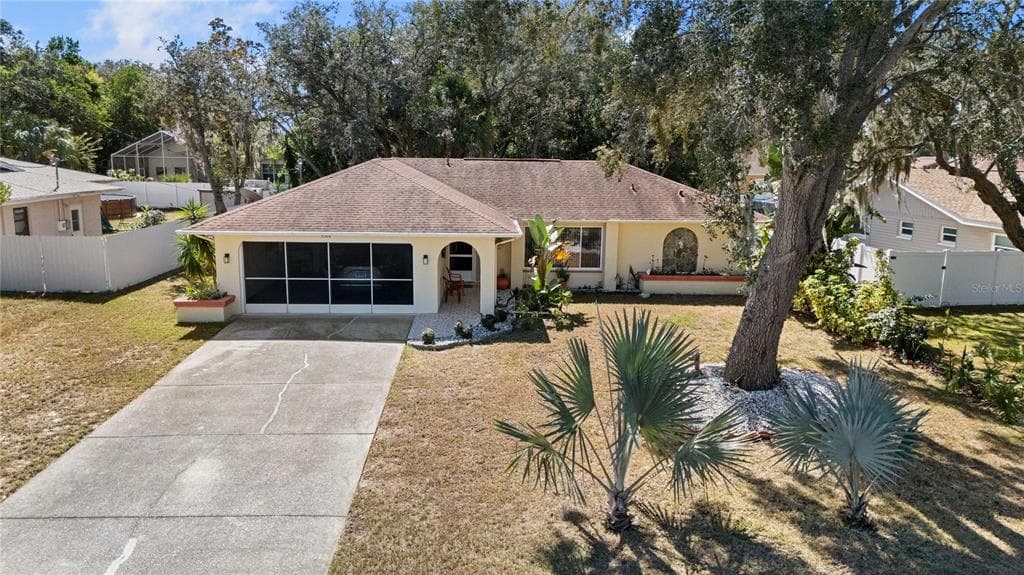 5518 PINEHURST DRIVE SPRING HILL, FL 34606