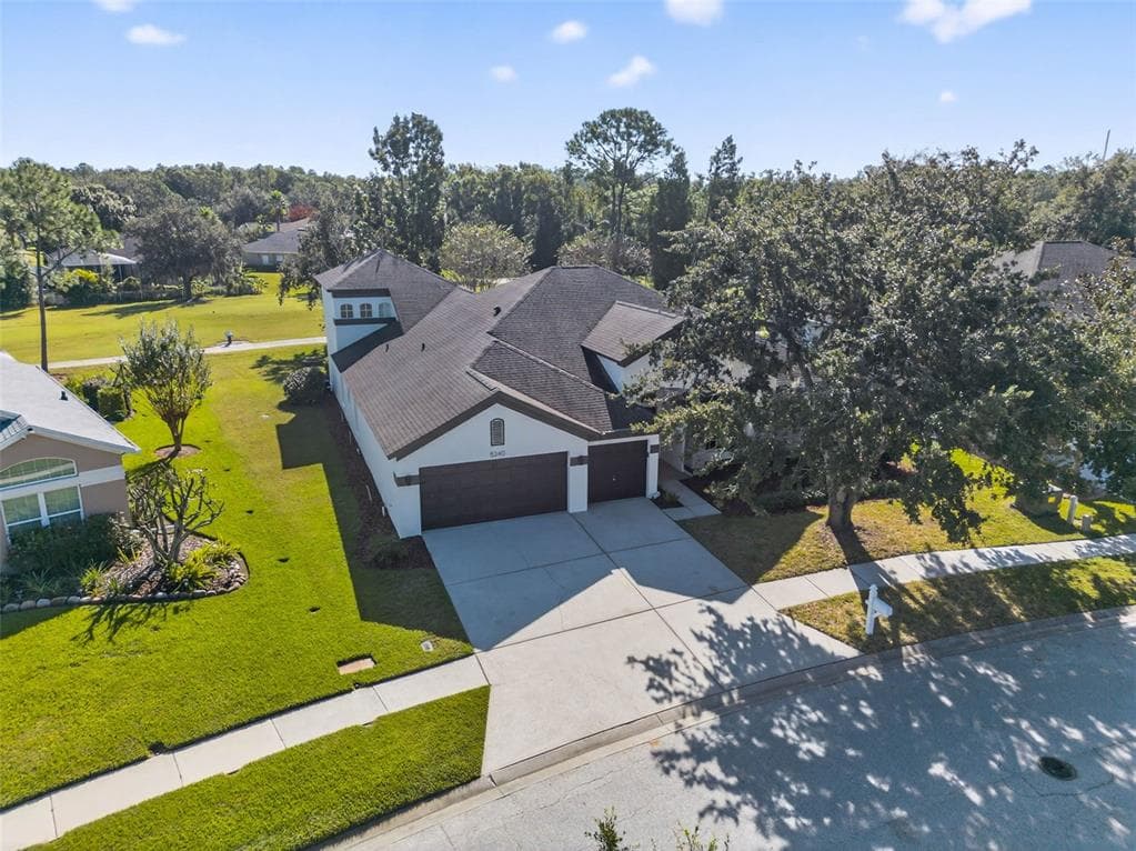 5240 SILVER CHARM TERRACE WESLEY CHAPEL, FL 33544