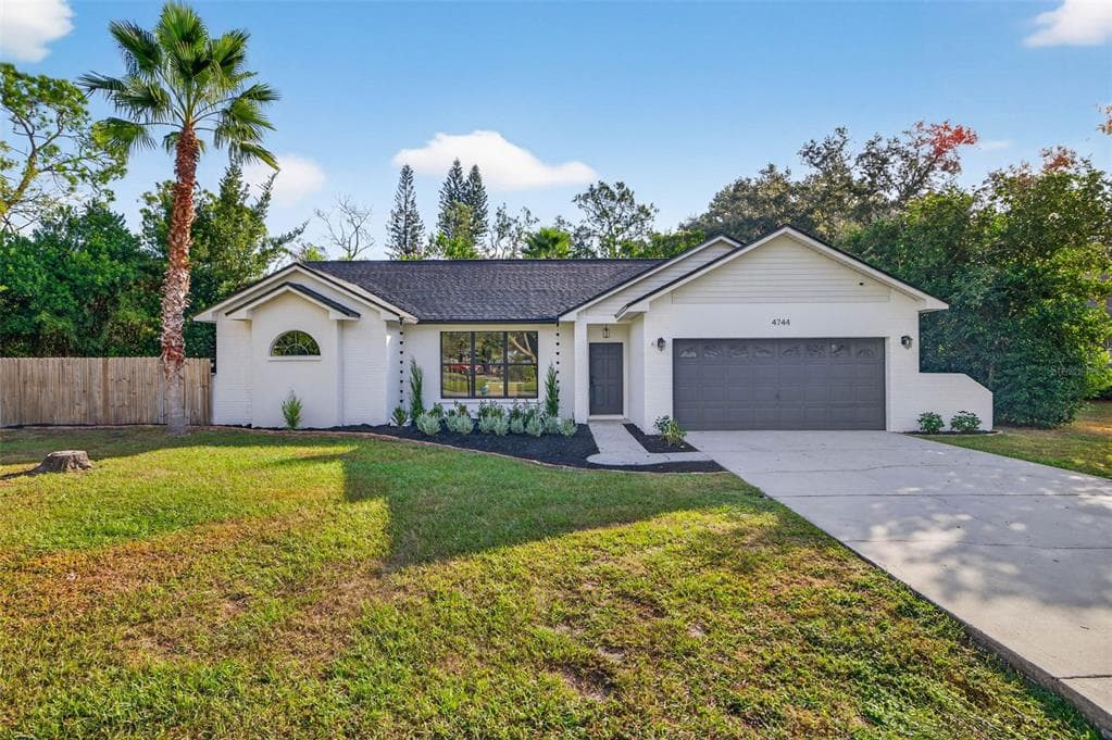 4744 BURLINGTON ROAD LAND O LAKES, FL 34639