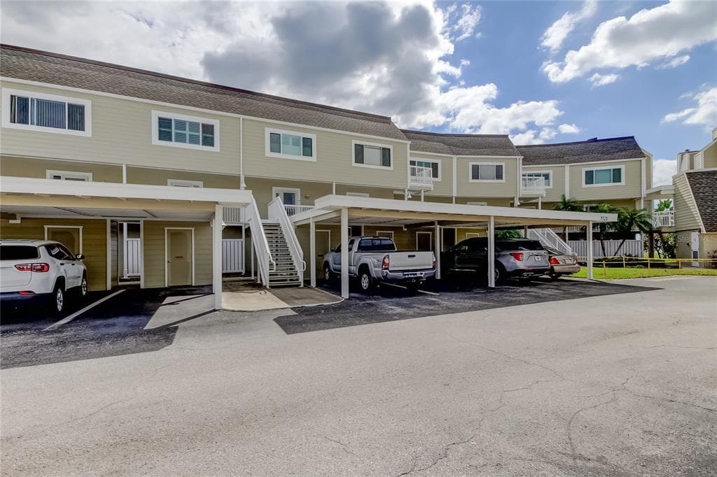 433 PAULA DRIVE S UNIT 27 DUNEDIN, FL 34698