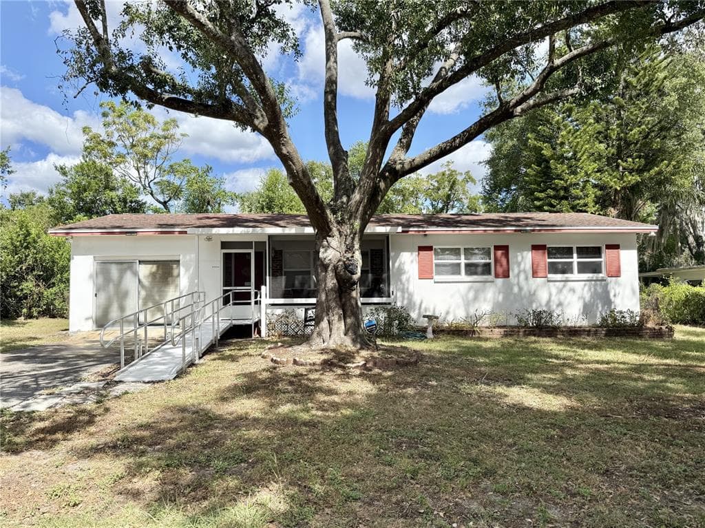 304 FOREST PARK AVENUE TEMPLE TERRACE, FL 33617