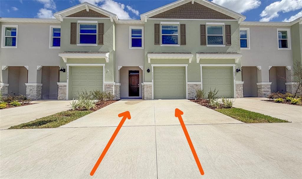 11372 VELVET APRICOT DRIVE LAND O LAKES, FL 34638