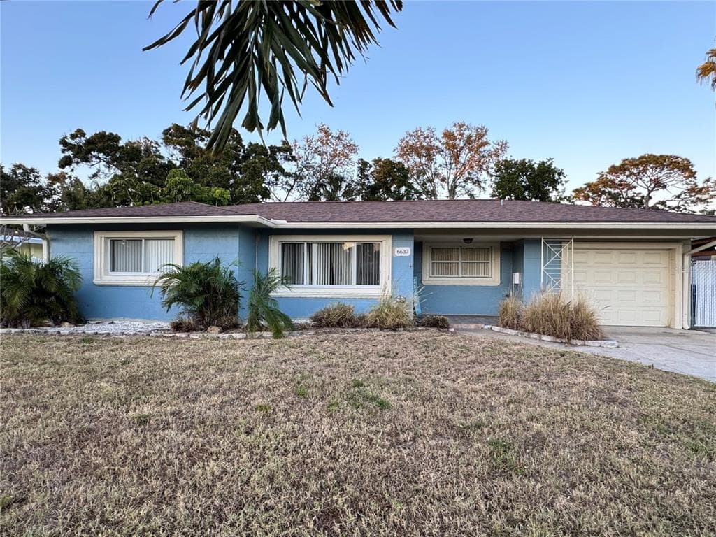 6637 POINSETTIA AVENUE S ST PETERSBURG, FL 33707