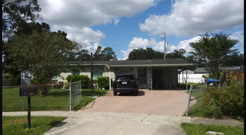4636 KEMPSTON COURT ORLANDO, FL 32812
