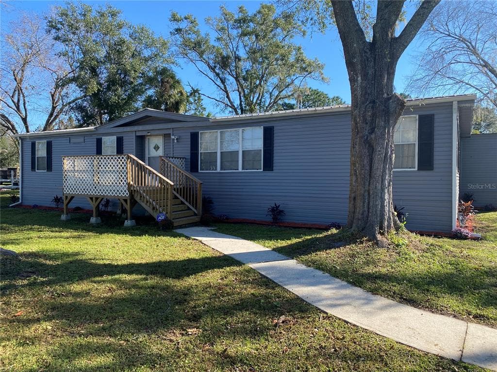 4502 FOX RIDGE BOULEVARD WESLEY CHAPEL, FL 33543