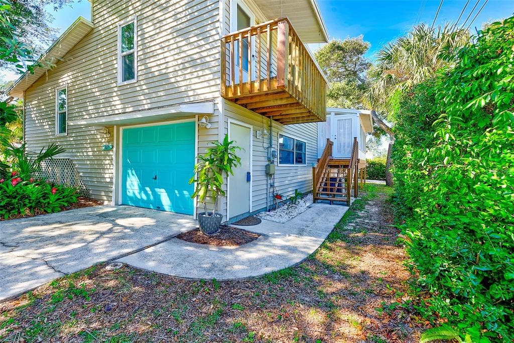 104 S MAYO STREET CRYSTAL BEACH, FL 34681