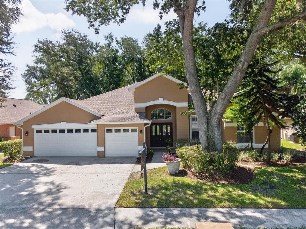 2243 EAGLE BLUFF DRIVE VALRICO, FL 33596