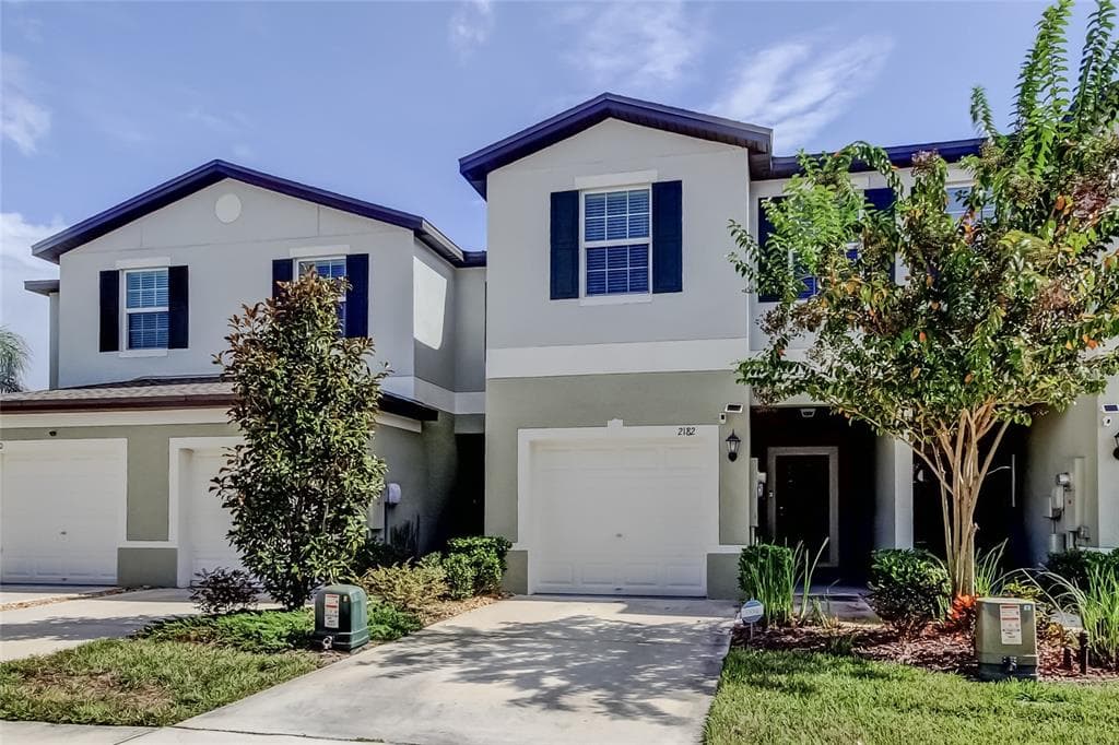 2182 GREAT SAPPHIRE LANE LUTZ, FL 33558