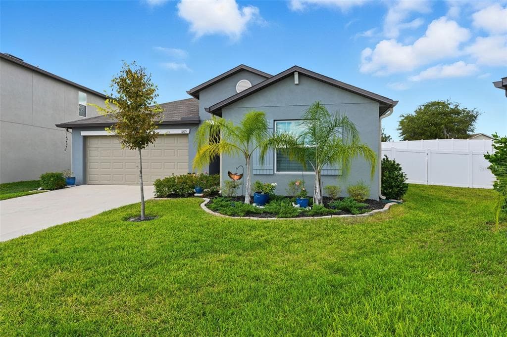 11675 LAVENDER LOOP SPRING HILL, FL 34609