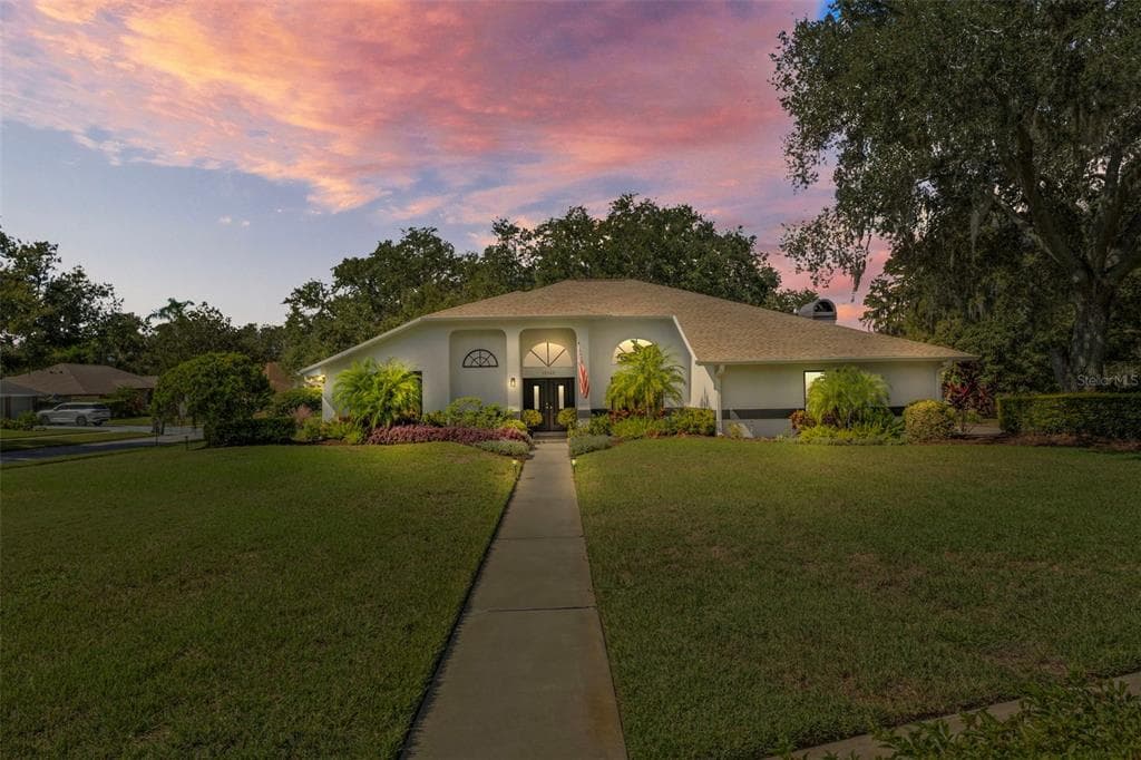 18102 FAIRPOINT PLACE LUTZ, FL 33548