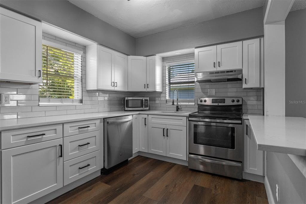 448 24TH STREET N ST PETERSBURG, FL 33713