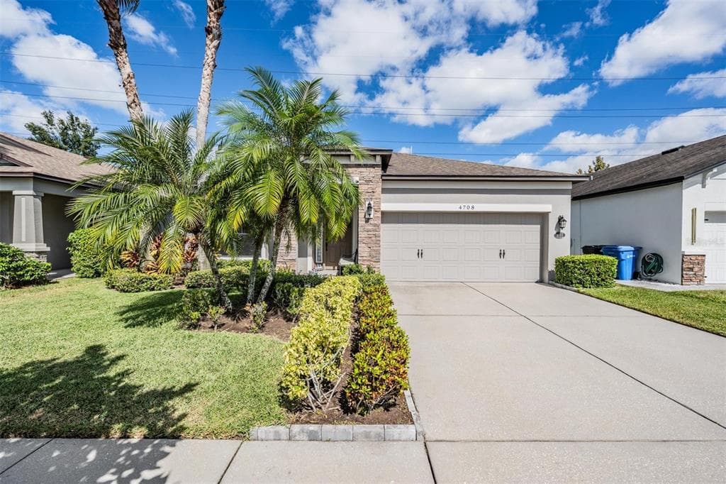 4708 WOODS LANDING LANE TAMPA, FL 33619