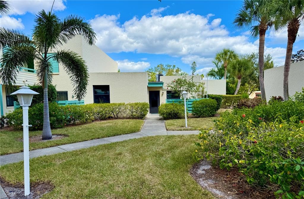 621 SPRING LAKES BOULEVARD UNIT 621 BRADENTON, FL 34210