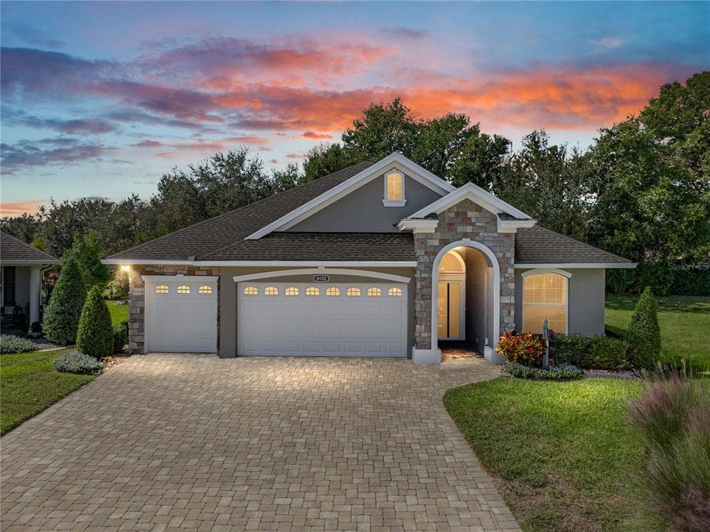 8152 LAKE JAMES DRIVE LAKELAND, FL 33810