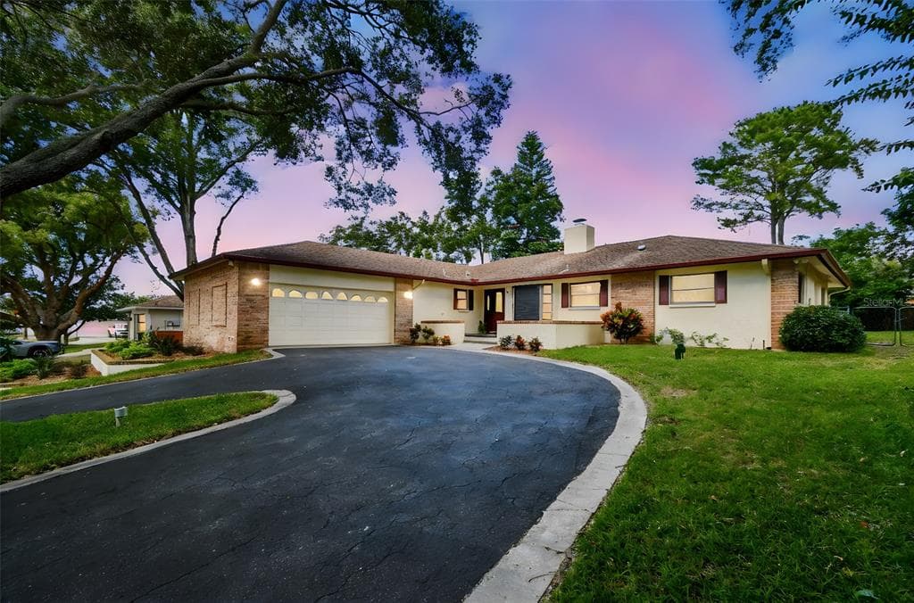 765 SANDY HOOK ROAD PALM HARBOR, FL 34683