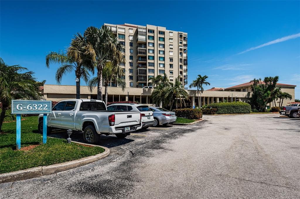 6322 PALMA DEL MAR BOULEVARD S UNIT 1104 ST PETERSBURG, FL 33715