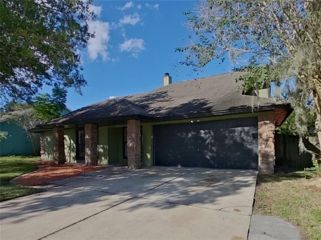 1005 FAIRCLOTH COURT OVIEDO, FL 32765