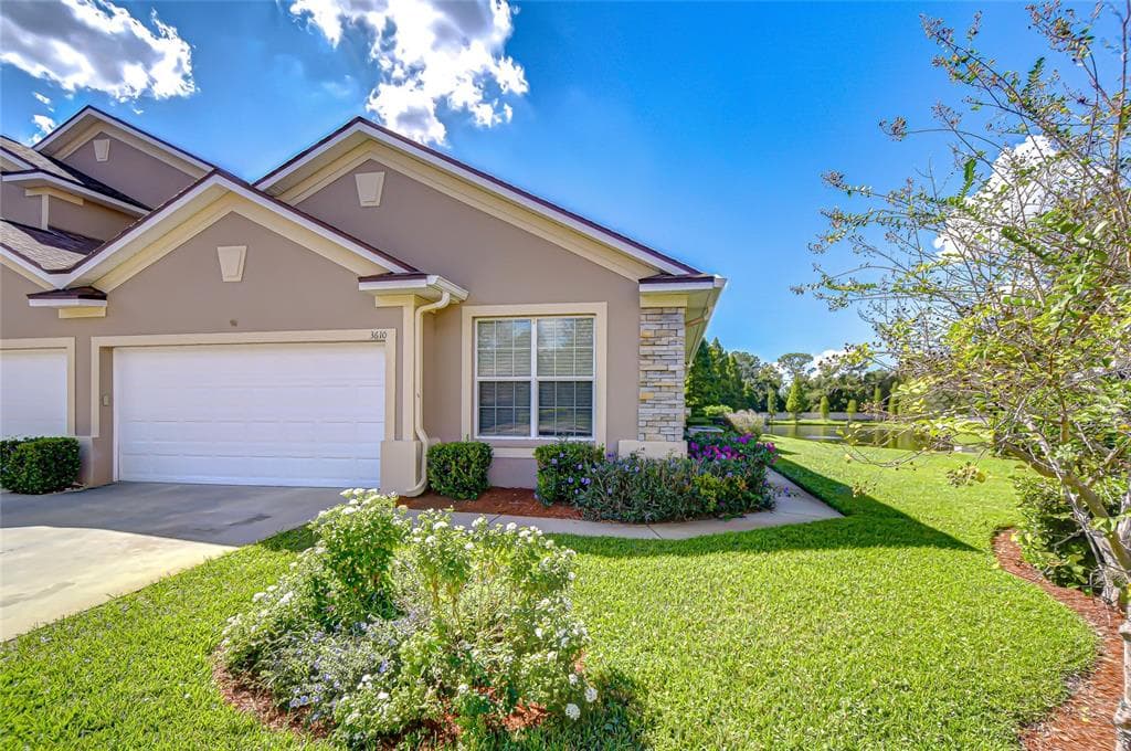 3610 SAVANNAH LAKE PLACE VALRICO, FL 33596
