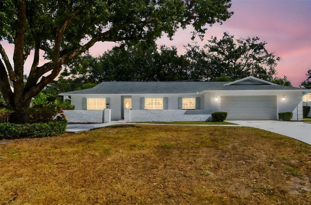 513 ROLLINGVIEW DRIVE