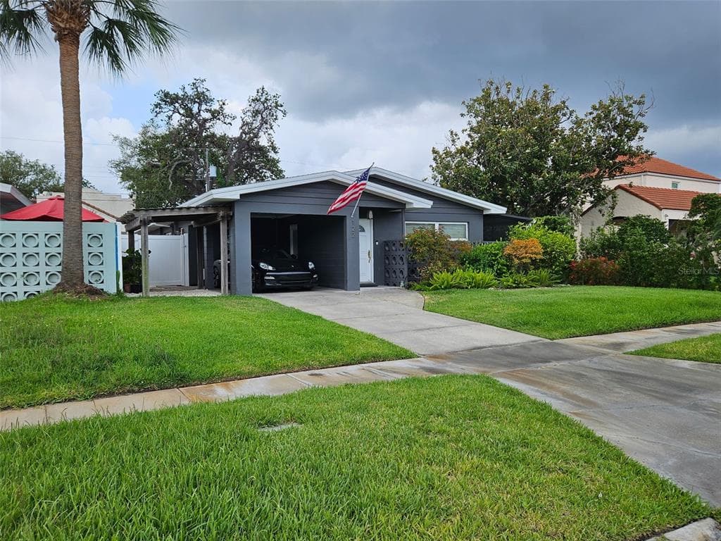 122 CHESAPEAKE AVENUE