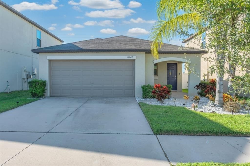 10262 CARLOWAY HILLS DRIVE WIMAUMA, FL 33598