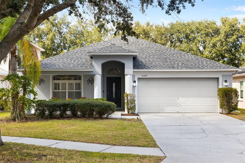 7109 MOSS LEDGE RUN LAND O LAKES, FL 34637