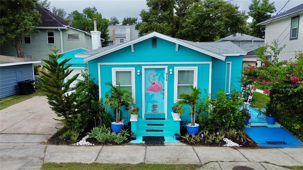 914 N 8TH STREET N UNIT 1 ST PETERSBURG, FL 33701