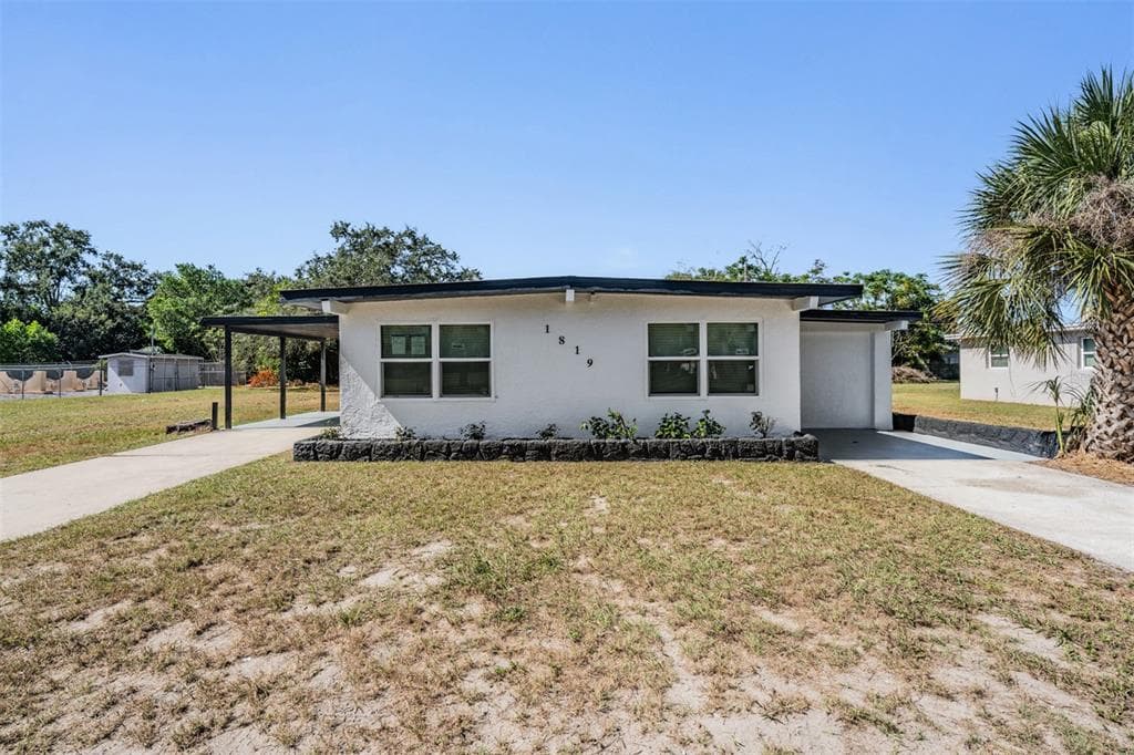 1819 GRAND BOULEVARD HOLIDAY, FL 34690