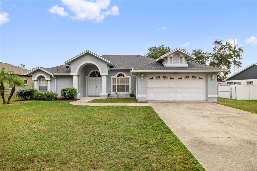 4704 CANTERBURY DRIVE LAND O LAKES, FL 34639
