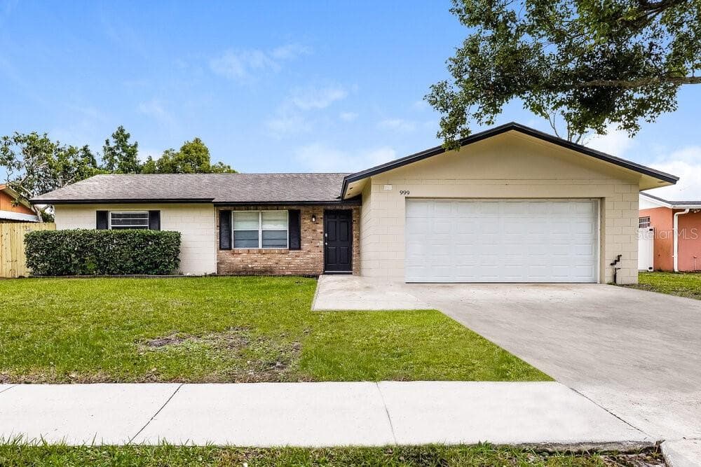 999 TOMES COURT ORLANDO, FL 32825