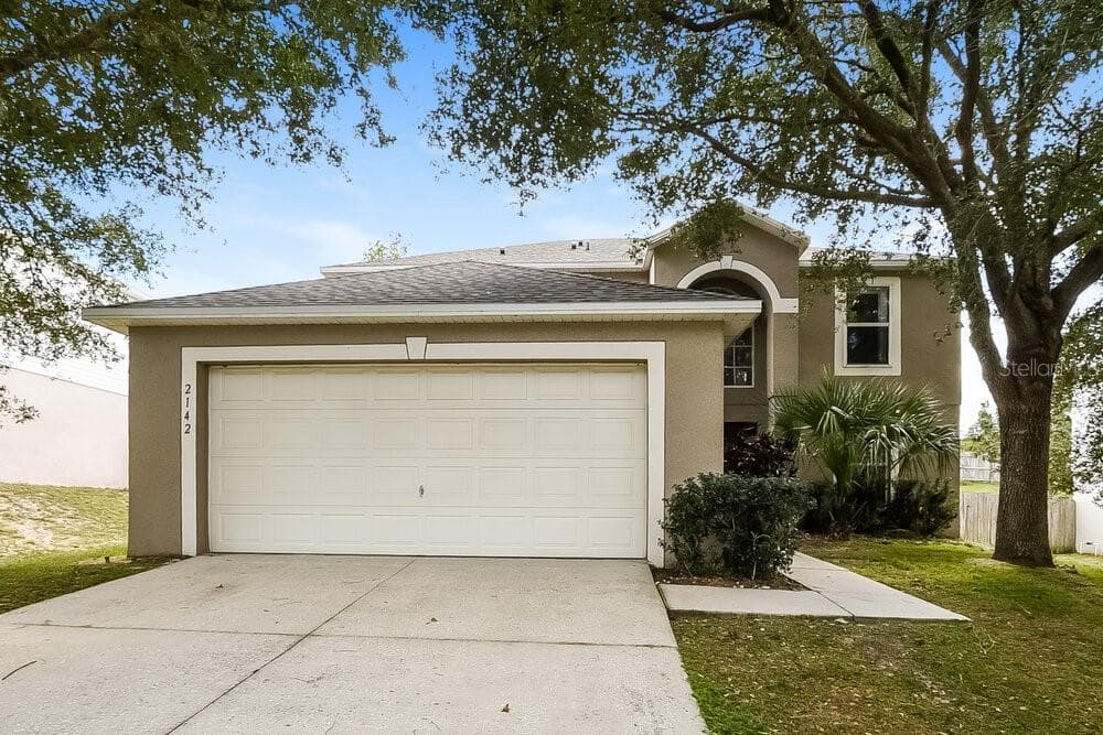 2142 SANDRIDGE CIRCLE EUSTIS, FL 32726