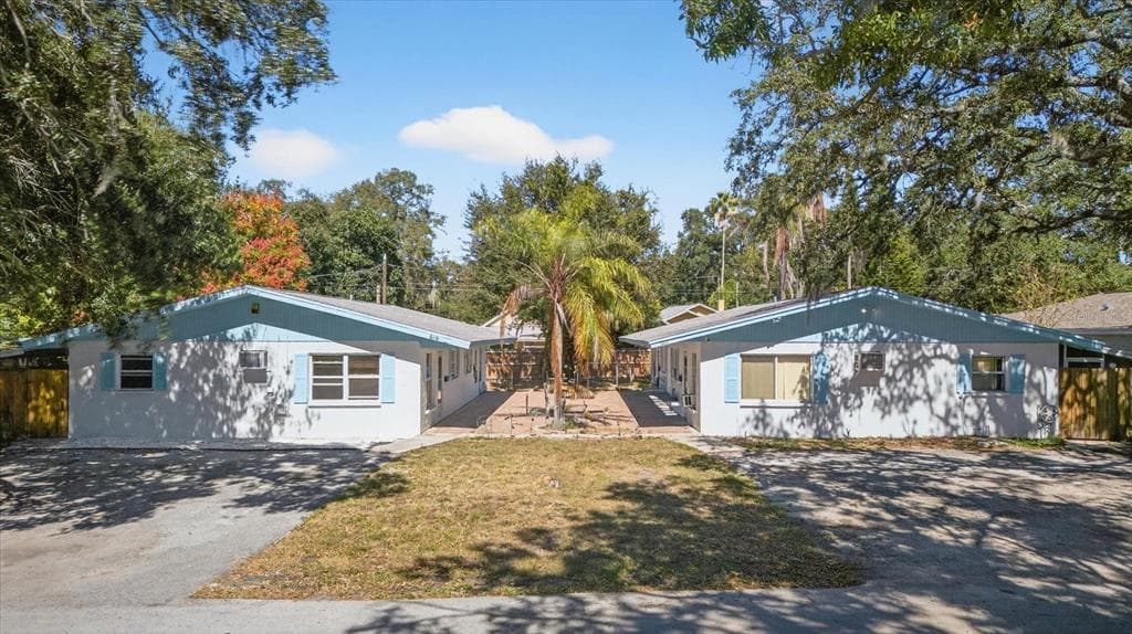 610 14TH AVENUE NW LARGO, FL 33770