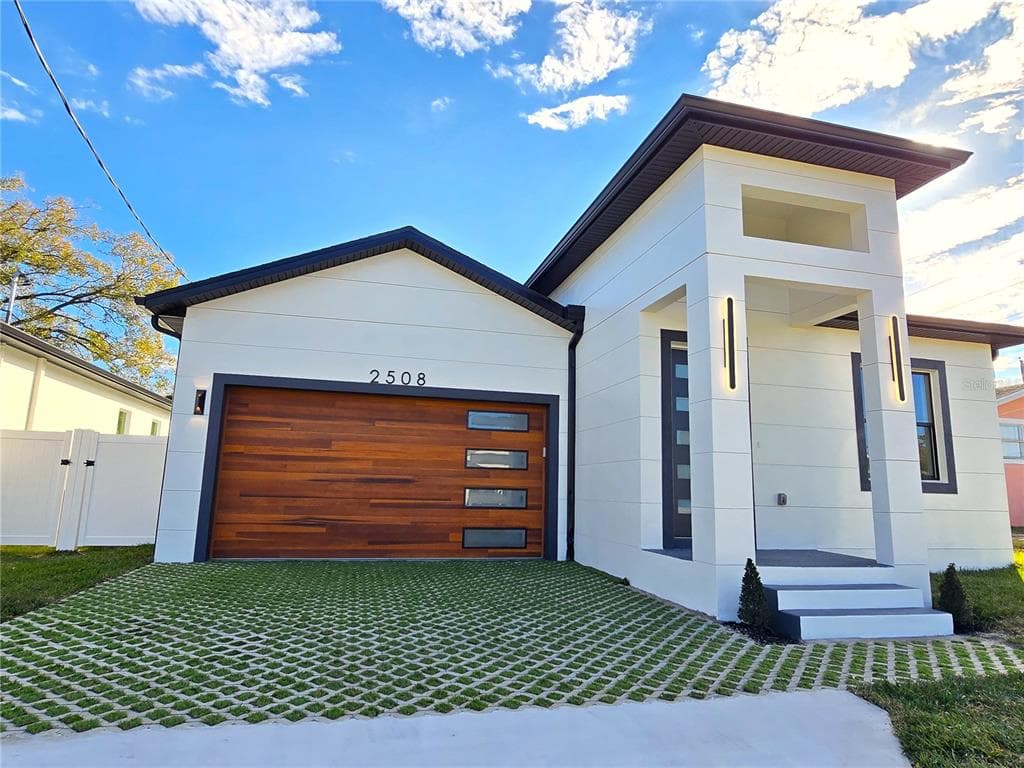 2508 W ARCH STREET TAMPA, FL 33607