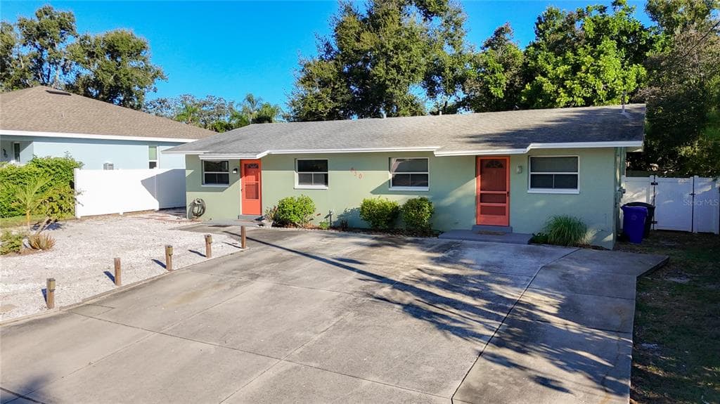 650 ATHENS STREET DUNEDIN, FL 34698