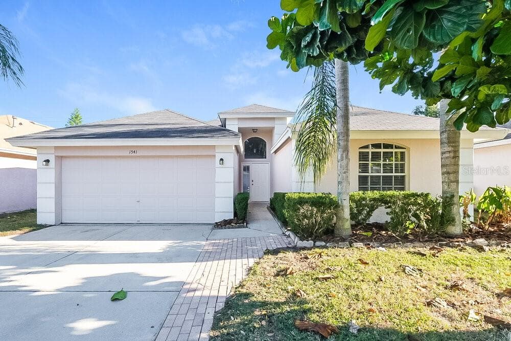 1541 SCOTCH PINE DRIVE BRANDON, FL 33511