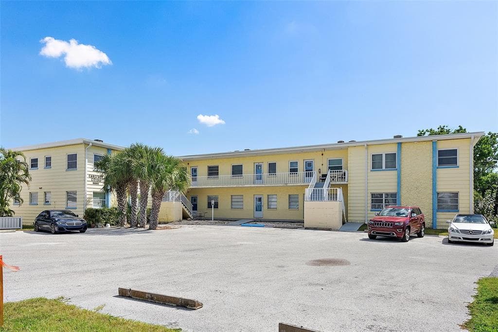 9895 1ST STREET E UNIT 9