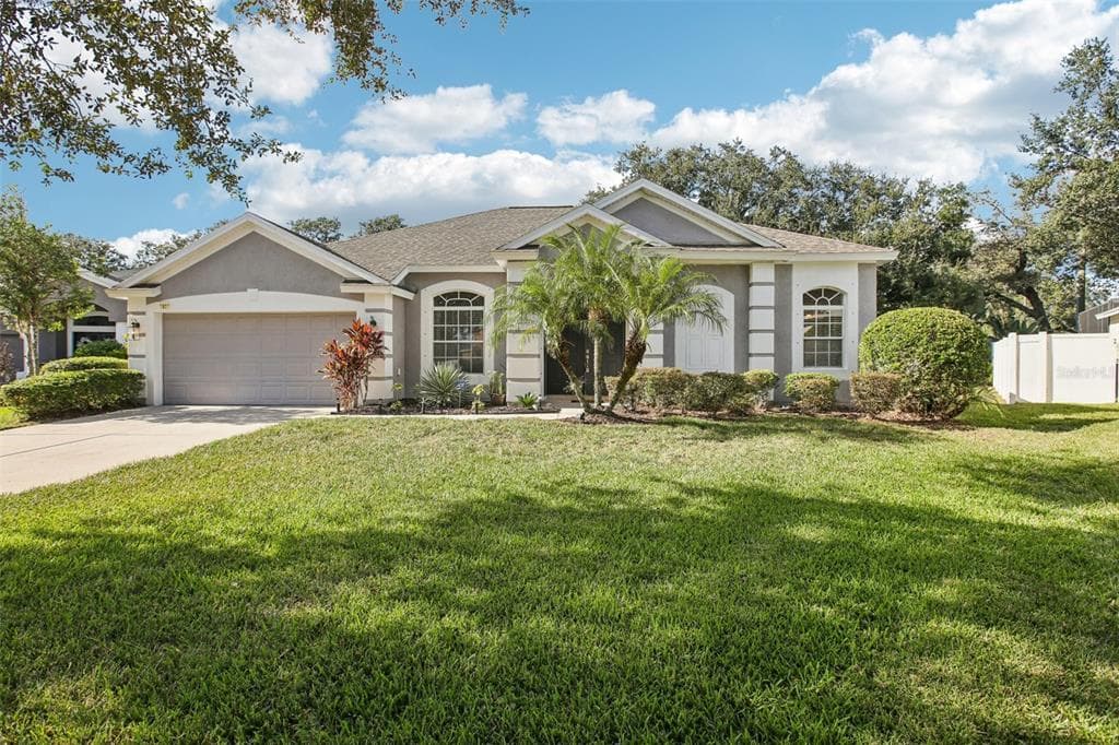 1804 PRAIRIE GRASS LANE VALRICO, FL 33594