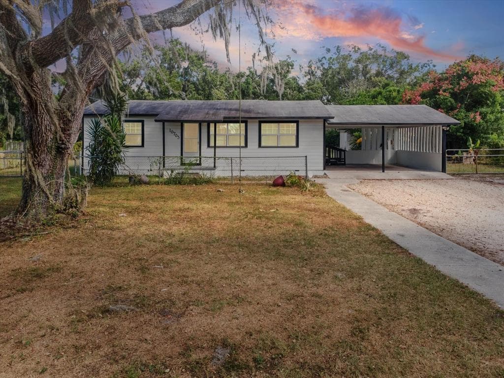 10703 WILLIAMS ROAD THONOTOSASSA, FL 33592